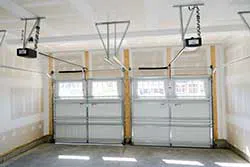 Security Garage Door Service Lakewood, WA 253-292-9485 - opener-side